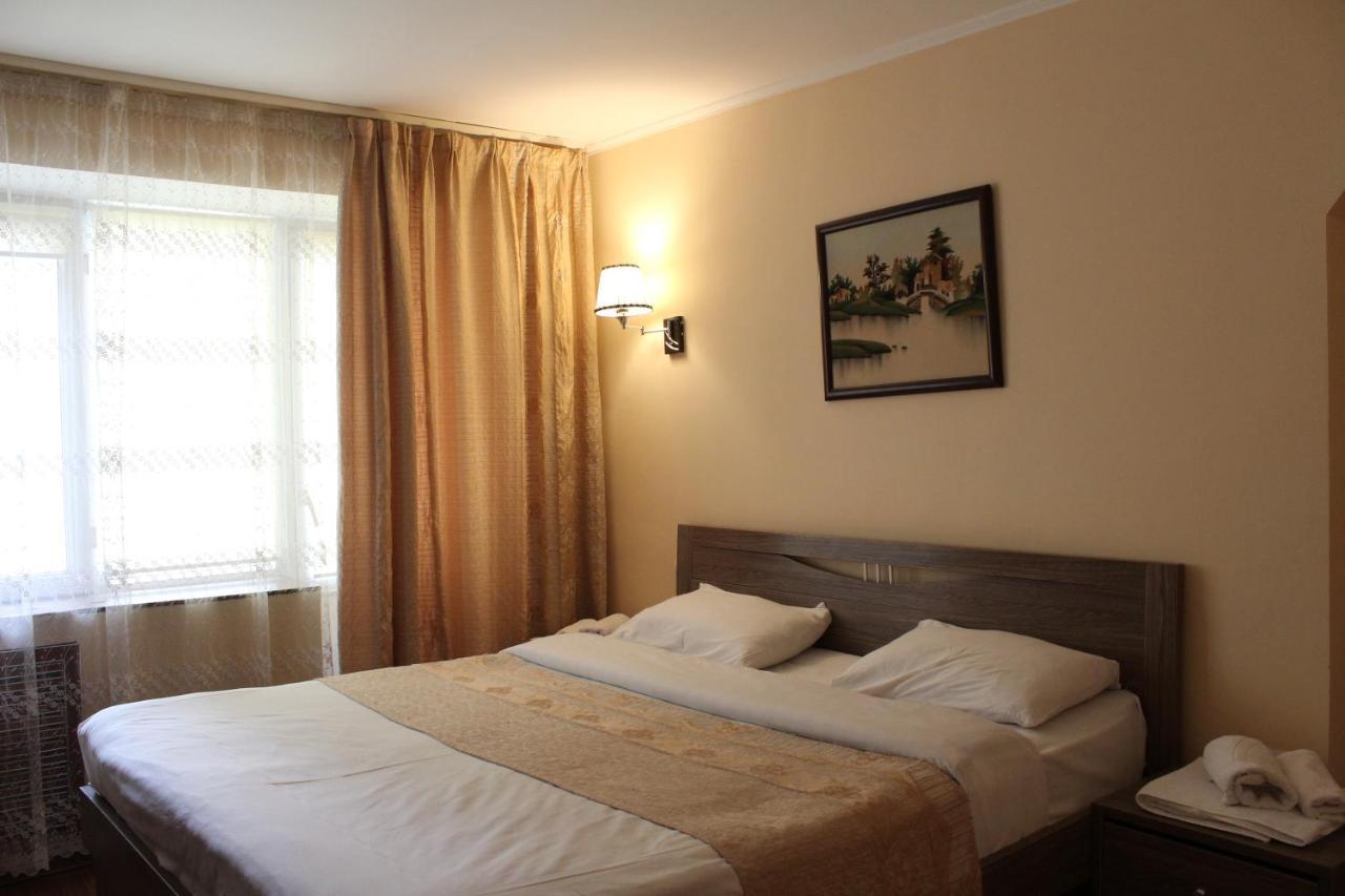 Tourist Hotel Schymkent Exterior foto