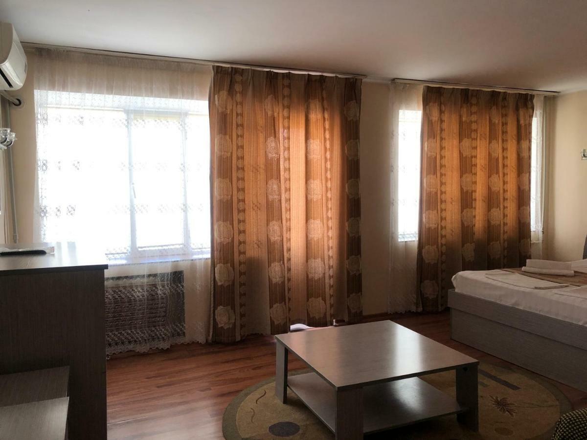 Tourist Hotel Schymkent Exterior foto
